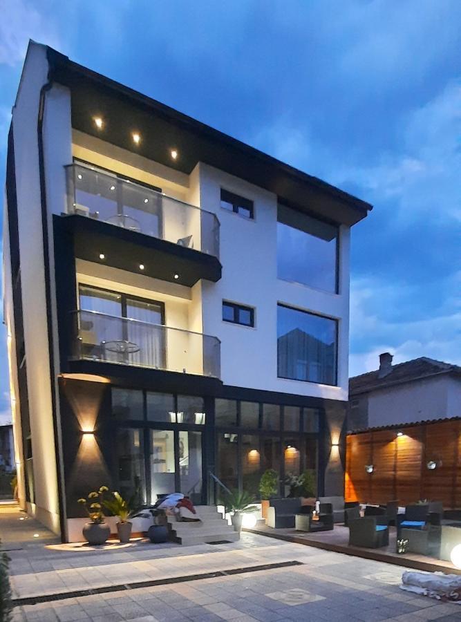 אוהריד Apartments Mite מראה חיצוני תמונה
